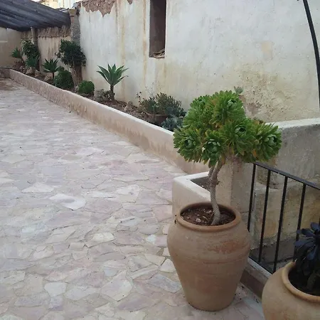Balearic Group מלון 2*